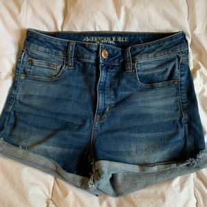 American Eagle shorts!